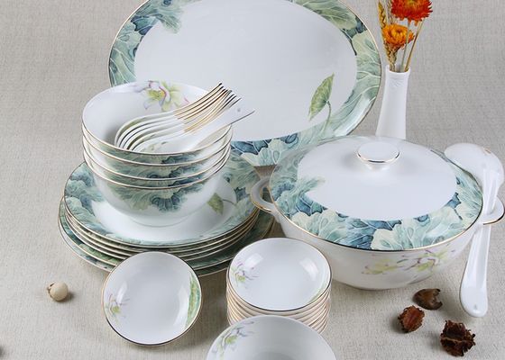 OEM ODM Luxury 45% Bone China Dinnerware Set 45 Pieces